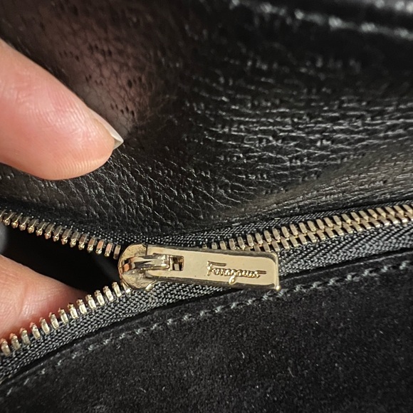 Salvatore Ferragamo Shoulder/Crossbody - Picture 14 of 16